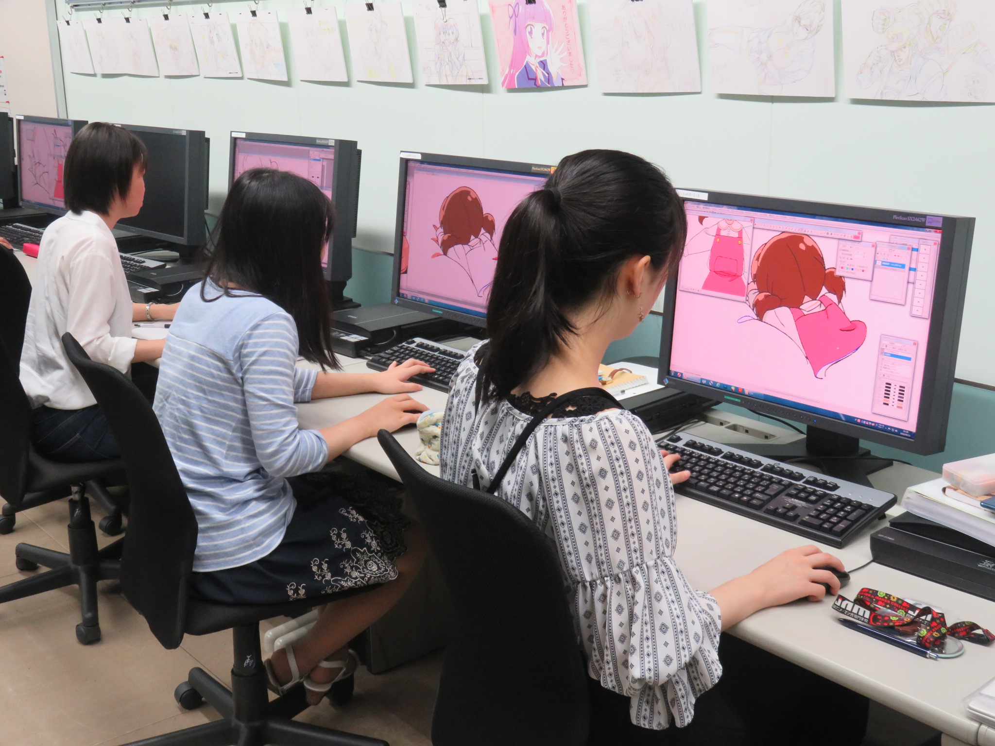 アニメーター科 キーボードを身体の一部に Jam 日本アニメ マンガ専門学校
